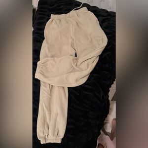 Pretty Little Thing Beige Sweatpants M Tall